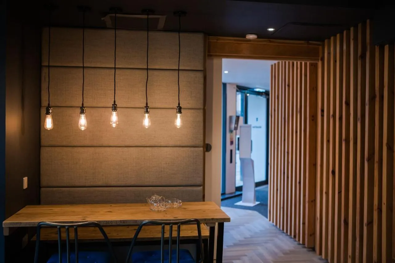 Bright Studios And Ensuite Bedrooms At Mcdonald Road In Edinburgh