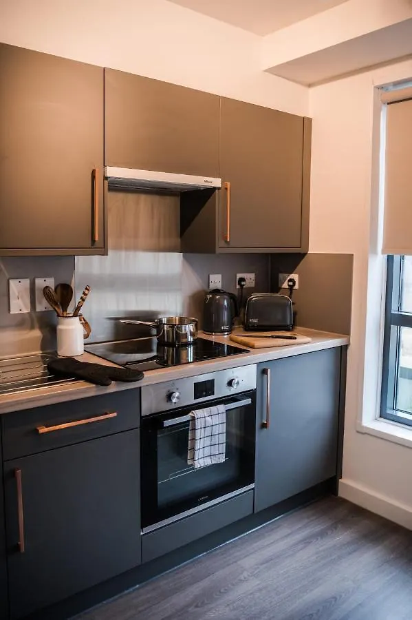 Bright Studios And Ensuite Bedrooms At Mcdonald Road In Edinburgh 0*,  United Kingdom
