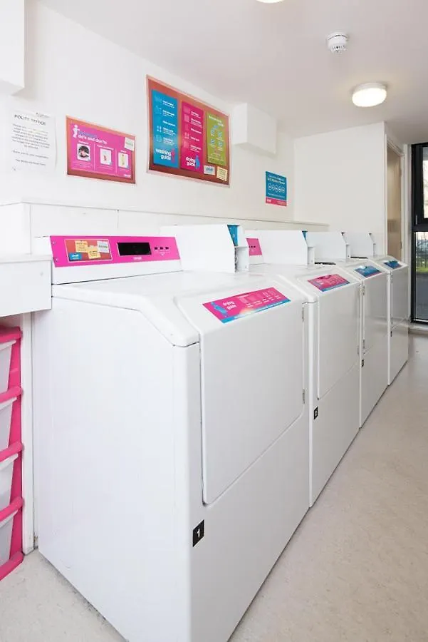 Bright Studios And Ensuite Bedrooms At Mcdonald Road In Edinburgh United Kingdom