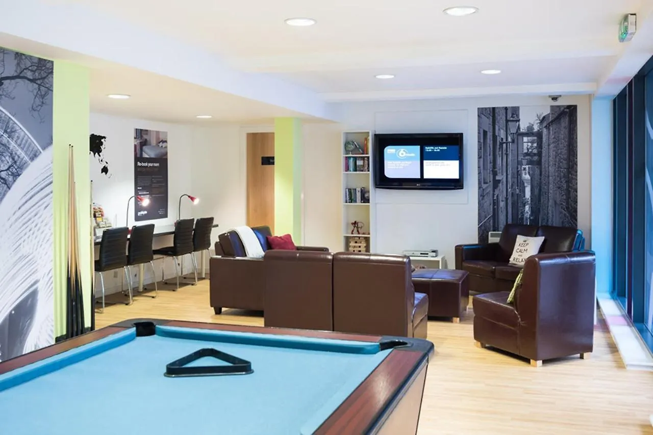 Bright Studios And Ensuite Bedrooms At Mcdonald Road In Edimburgo