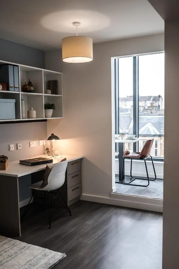 Bright Studios And Ensuite Bedrooms At Mcdonald Road In Edinburgh 0*,
